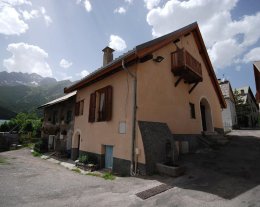 La Grange d'Alex,  2 à 8 personnes, calme et confort