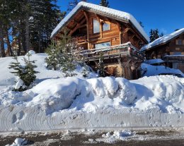 L'ARARAT , vue panoramique, 12pers, 4Ch, Wifi, Parking 4pl, proche centre