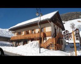  LA GODILLE 1 A 50m du rassemblement de l'Ecole de Ski