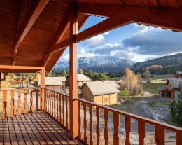 CHALET LUXE LE MESLAY  SAUNA/WIFI/NETFLIX-RECOMMANDE par anciens locataires-PROCHE CENTRE BIEN ETRE O'DYCEA