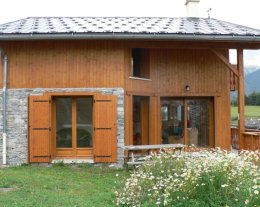  Joli chalet convivial  pour skier à Aussois  et Val Cenis ou  randonner en  Vanoise 