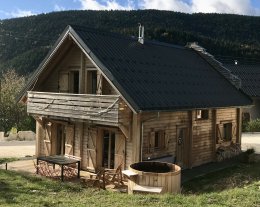 Chalet ambiance montagnarde avec son bain chaud Norvégien*, jusqu'à 11 personnes 