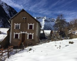 Les Ardoisiers 10-12pers. style montagne très cosy avec sauna et billard !