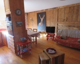 Les "CERFS" dans chalet pierre et bois