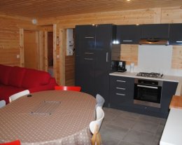 Appartement T3 dans chalet.