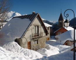 Gîte de montagne "Les Gentianes" à ALBANNE (SAVOIE)