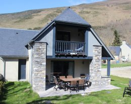 LE CLOS DU BUIS GITE DE STANDING AVEC ESPACE SPA PRIVE 6/8 COUCHAGES (minimum 5 nuitées)