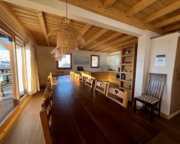 BARBE DE BOUC directement sur pistes ! Vue spectaculaire, sauna, ski room, décoration soignée. BARBE DE BOUC directement sur pistes ! Vue spectaculaire, sauna, ski room, décoration soignée.