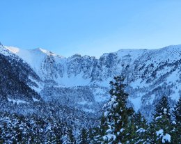 Chalet Fougere face aux pistes !      10 personnes Chalet Fougere face aux pistes !      10 personnes