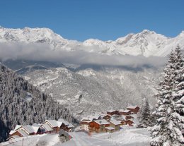 Le Grand Argentier au centre de la station superbe vue avec balcon et grande piece a vivre Le Grand Argentier au centre de la station superbe vue avec balcon et grande piece a vivre
