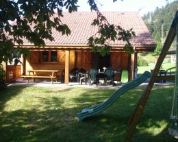 CHALET tout bois pour famille, indépendant, tarif tout compris