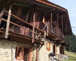 CHALET LES LANCHES CHALET LES LANCHES
