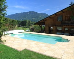 Chalet de charme familial avec piscine