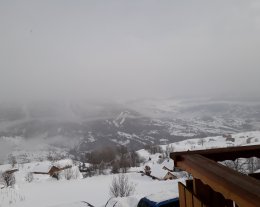 Triplex ensoleillé proche des pistes Triplex ensoleillé proche des pistes