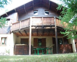 CHALET BOB LE CHIEN SERRE CHEVALIER  10 à 12 PERSONNES