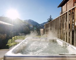 ** GD CHALET CENTRE JACUZZI EXTERIEUR 12-18 pers. MORZINE **