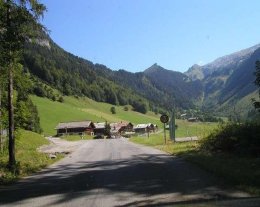 NAVETTE GRATUITE AU PIED DU CHALET ANIMAUX ACCEPTES 