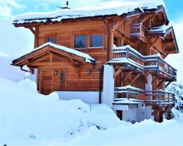 MEGEVE-COMBLOUX - Hiver 2023-2024 - 200 m2 - 10 personnes MEGEVE-COMBLOUX - Hiver 2023-2024 - 200 m2 - 10 personnes