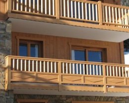 Meublé touristique classé 3 étoiles, dans résidence avec piscine, garage sécurisé pour Vélos 
