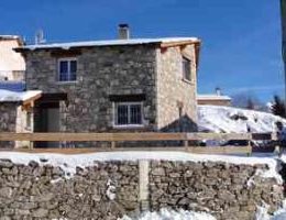 Chalet en pierre avec jardin, navette gratuite pour skier à Pyrénées 2000/Font-Romeu !