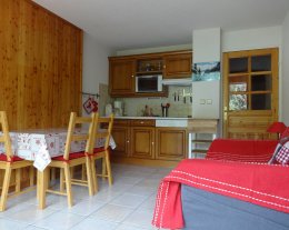 Ref. DE CORDOUE - Pour 4 personnes dans résidence récente  Ref. DE CORDOUE - Pour 4 personnes dans résidence récente