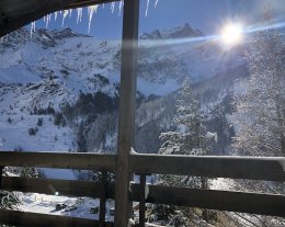 Idéal  : magnifique vue sur la Meije depuis le grand balcon Idéal  : magnifique vue sur la Meije depuis le grand balcon