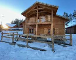 Chalet Oslo avec jacuzzi au coeur de la Joue du Loup : 11 personnes, tout confort pour les grandes familles !