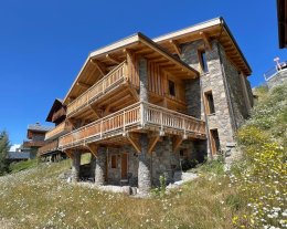 Superbe chalet classé 5 étoiles au pied des pistes