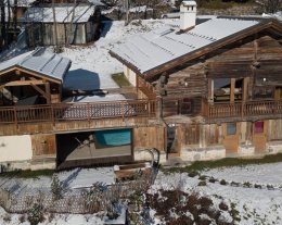 CHALET DE PRESTIGE piscine intérieure privée (label 5 diamants de l’OT des Saisies) Ascenseur Prestations exceptionnelles. Hauteluce - Les Saisies - Les Contamines Montjoie. charme montagnard. Capacité : 10 à 12 personnes.