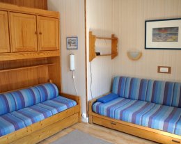 STUDIO 3 PERSONNES DANS LE CENTRE STUDIO 3 PERSONNES DANS LE CENTRE