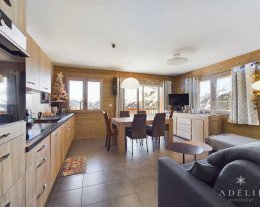 COUP DE COEUR POUR CE BEL APPARTEMENT COUP DE COEUR POUR CE BEL APPARTEMENT