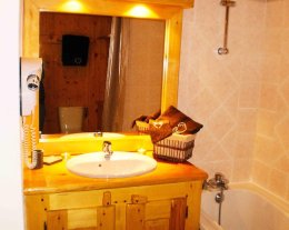 APPARTEMENT EPINA 1 maximum 10 personnes 