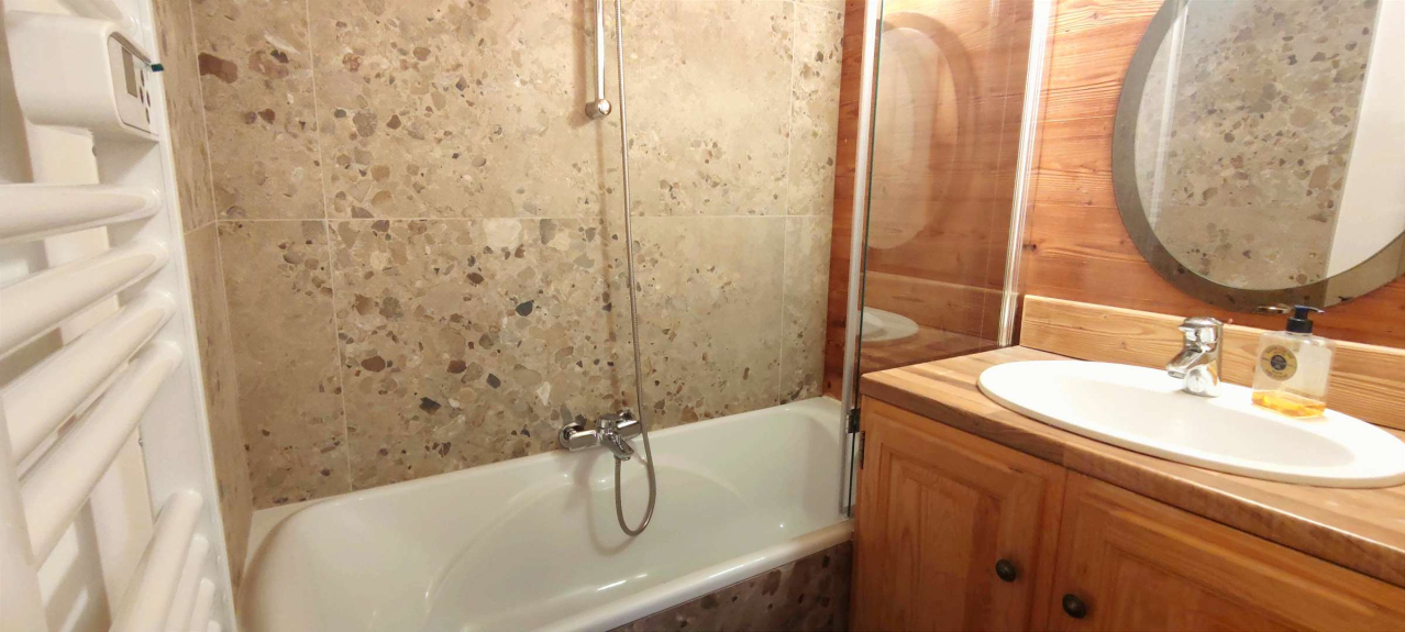 SALLE DE BAIN CHAMBR