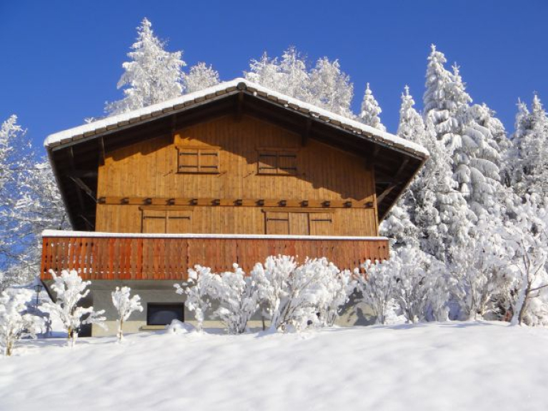 location chalet montagne les carroz d'araches