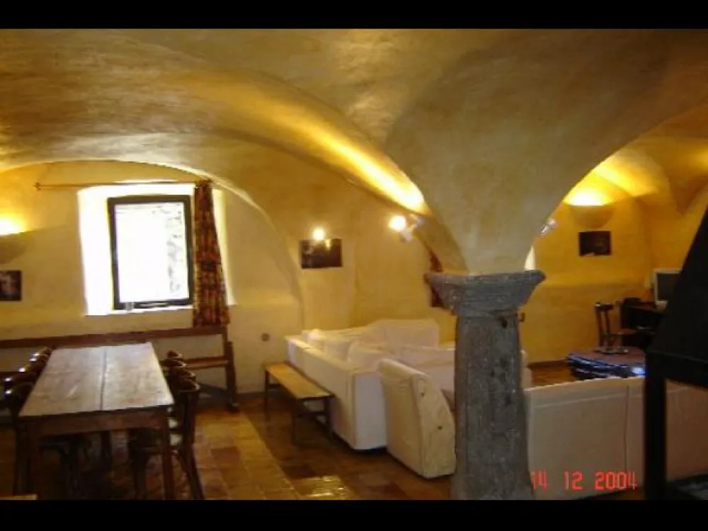 salle a manger vouté de 81 m²