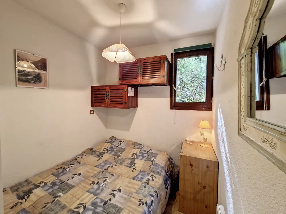 Appa anemone 10 - vallouise la casse . studio en rez de jardin ( 4 personnes = 2 adultes+ 2 enfants)