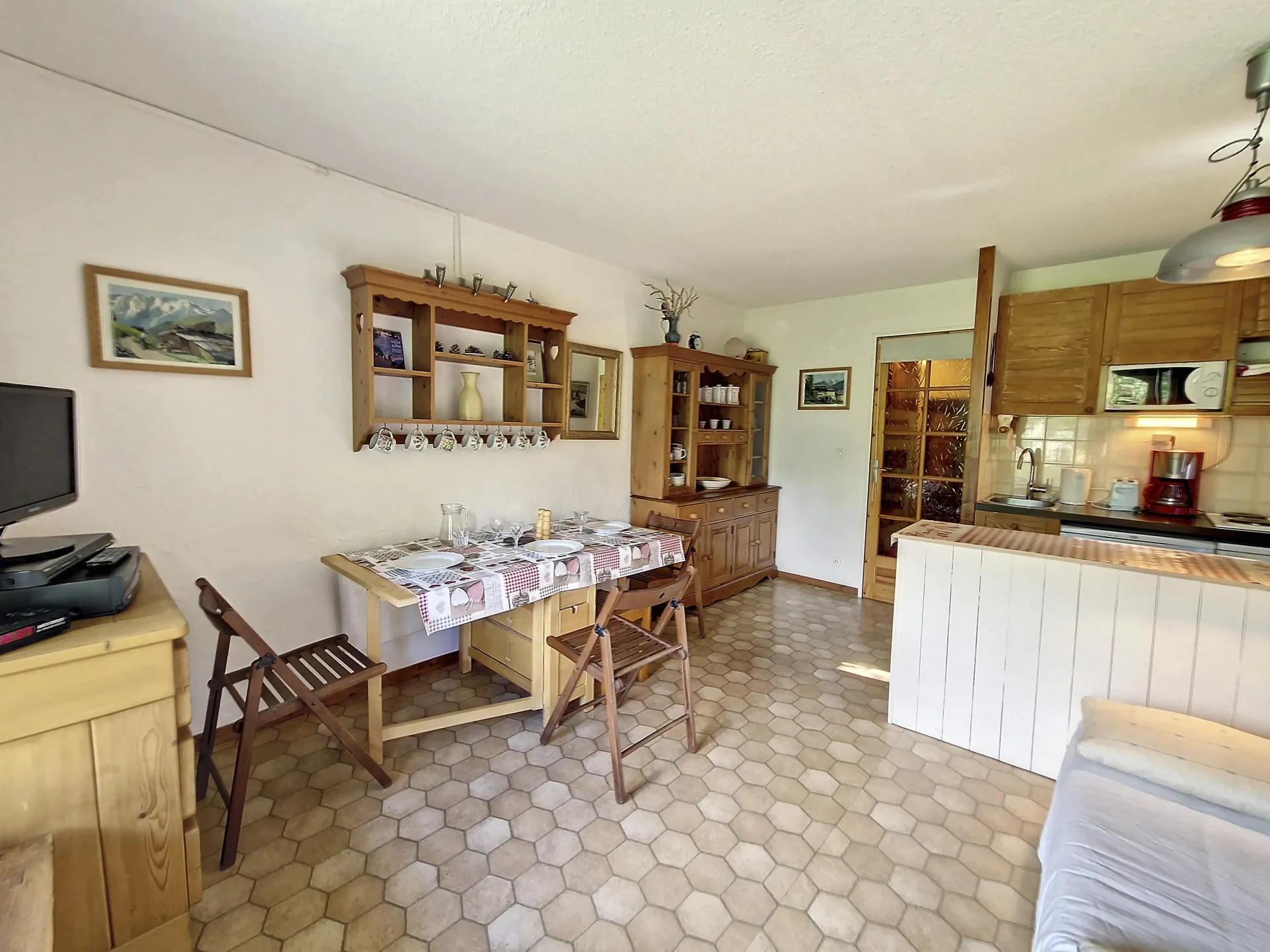 Appa anemone 10 - vallouise la casse . studio en rez de jardin ( 4 personnes = 2 adultes+ 2 enfants)