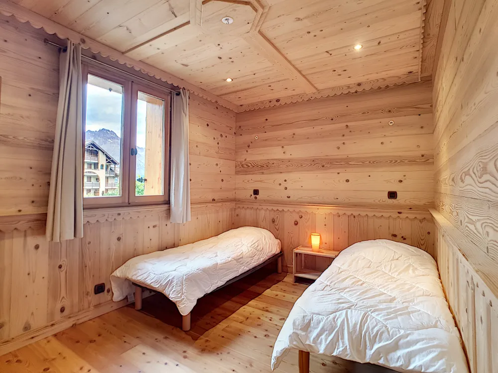 Appa lupins - puy st vincent 1400. superbe appartement cosy ( 4 personnes)