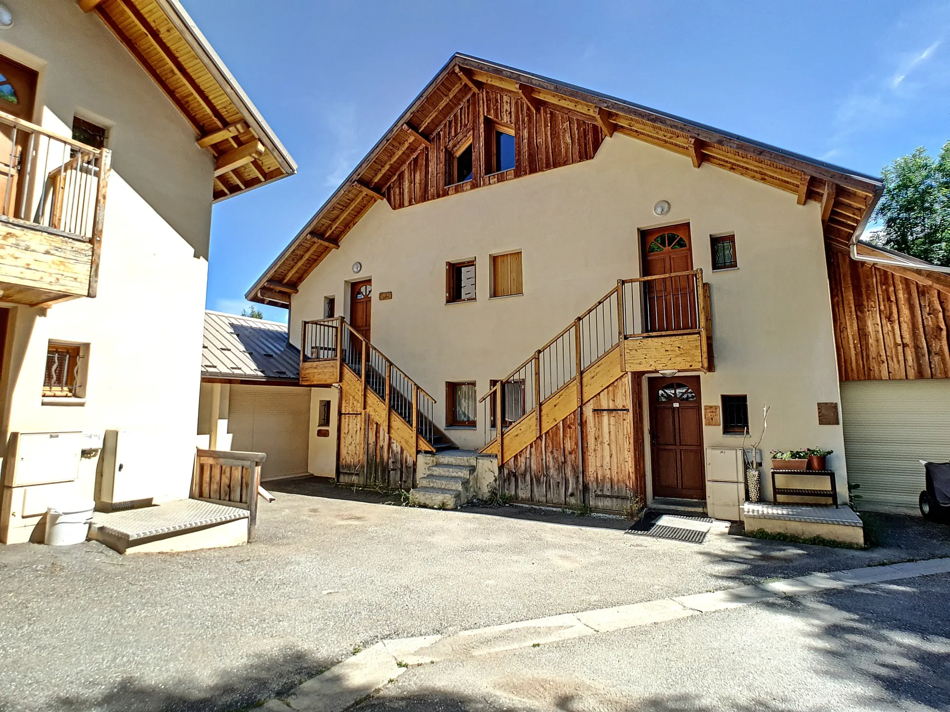 Appa sabu -  vallouise. très bel appartement duplex.