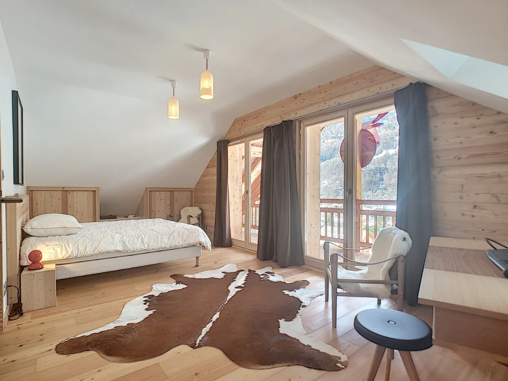 Chal le cerf rouge - pelvoux : magnifique chalet de prestige (8 personnes)