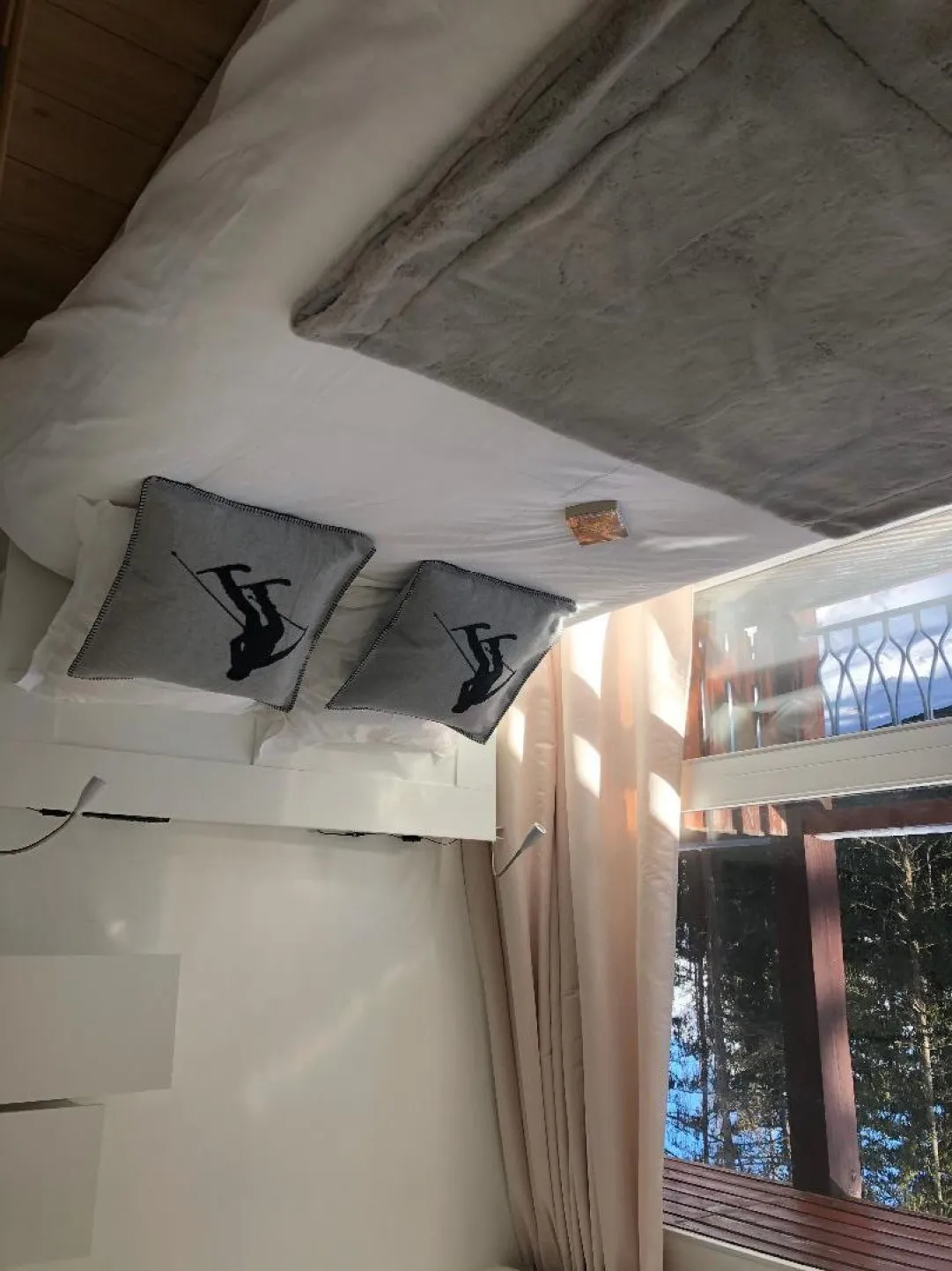 3 pièces 8 personnes thuria thu216