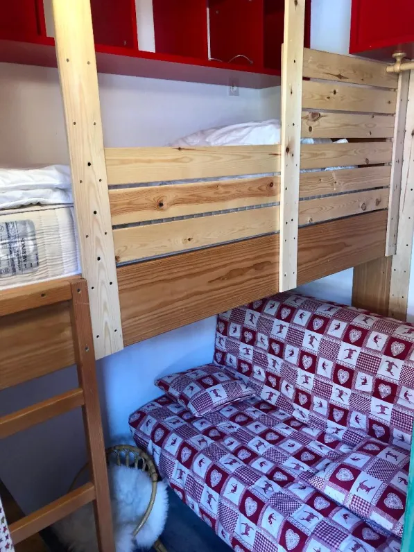 Lierm - pied de piste & decoration soignee
