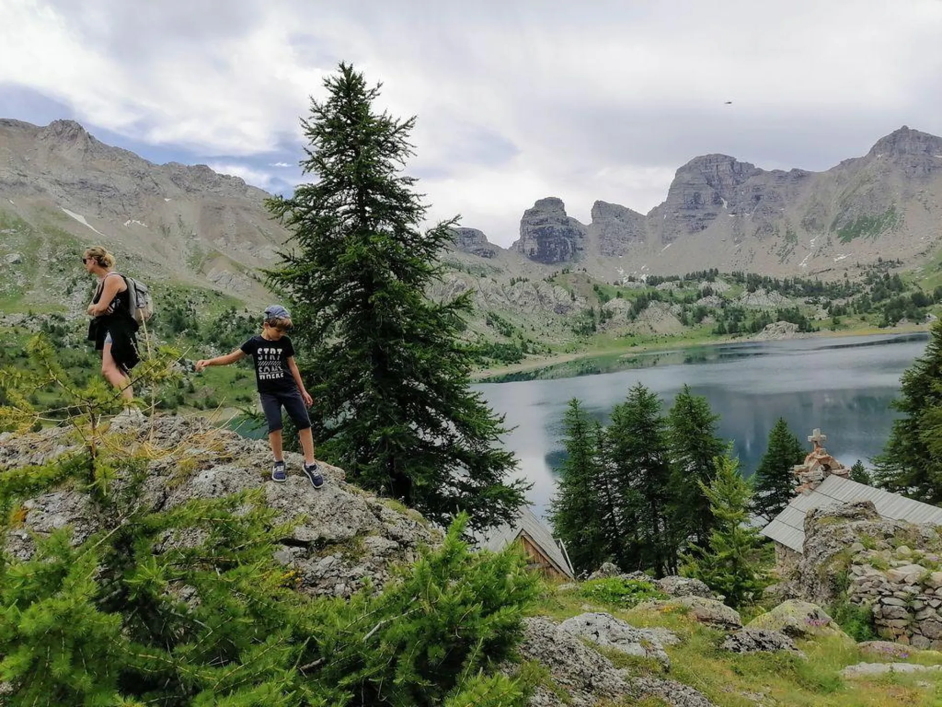 ALLOS lake, highest lake in Europe: 2500 M altitude, easy hike