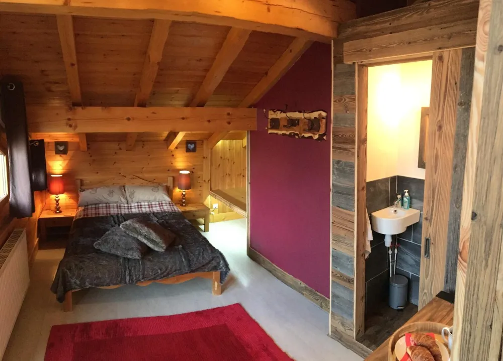 Master Bedroom with ensuite wc