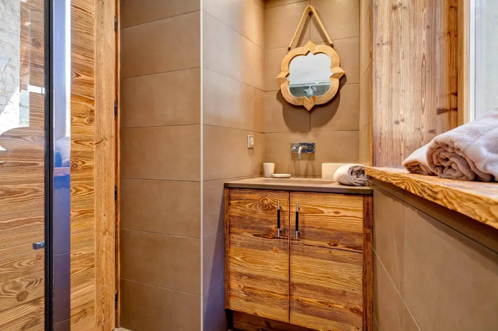 Salle de douche en-suite