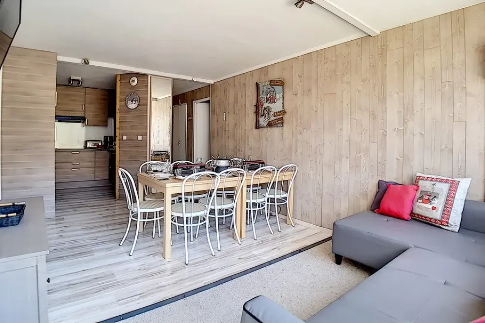 4 pieces 8 couchages avec 2 places de parking