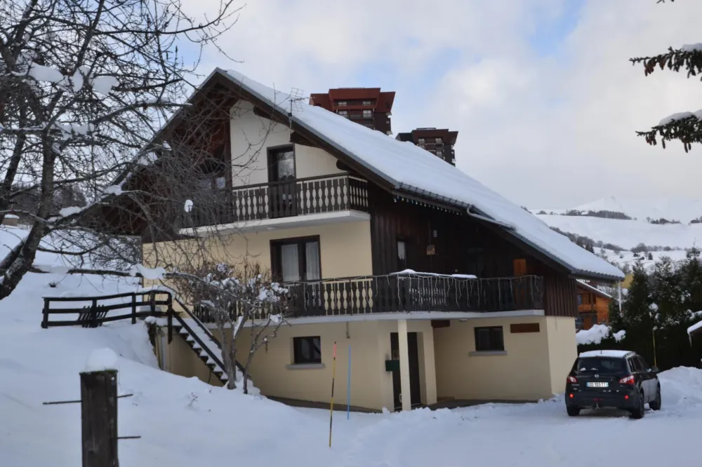 Le génépy 12pers, 4 chambres, terrain privé 1600 m² confort ***