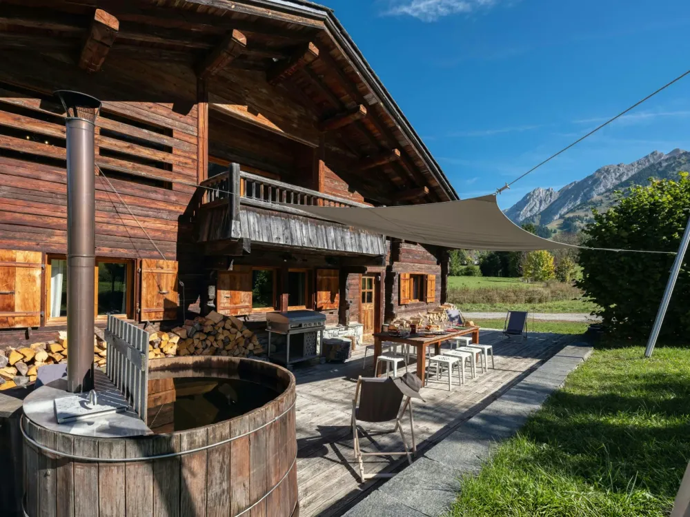 Extérieur été avec jacuzzi & vue