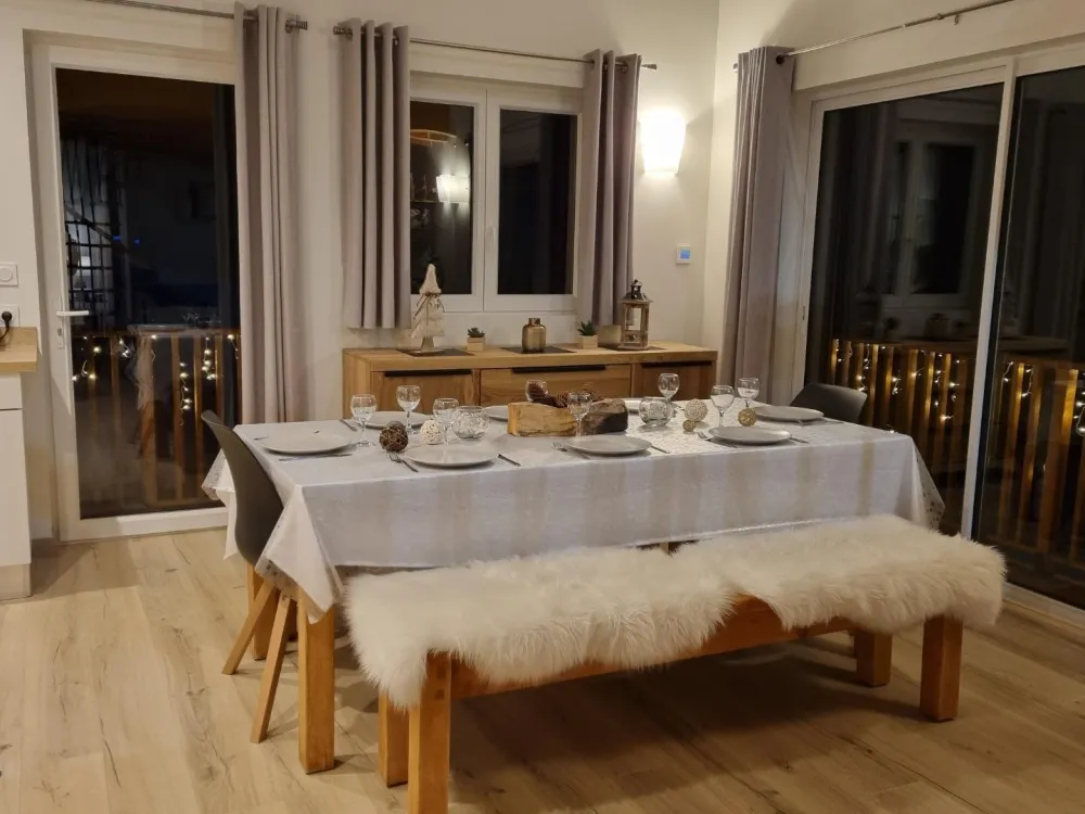 Chalet lily