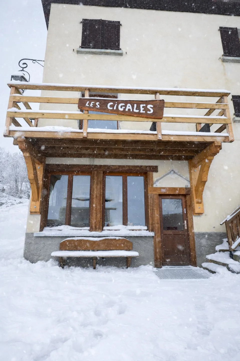 Appartement jacobin de caractère  -  11 pers.  -   à -50 m du domaine skiable des sybelles  -  early booking -5% vacances scolaires